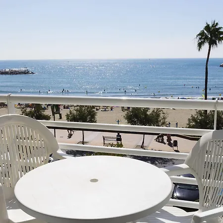 拉雷多别墅酒店 3*