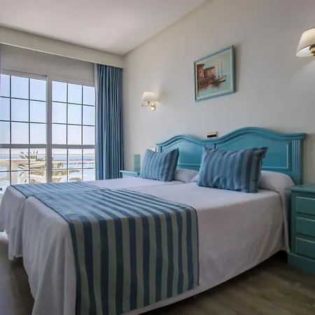 拉雷多别墅酒店