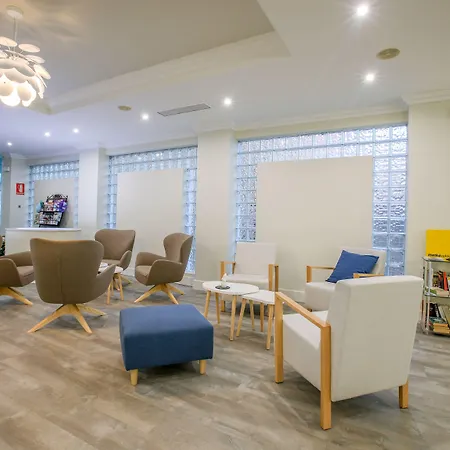 Ξενοδοχείο De Laredo 3*