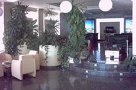 拉雷多别墅酒店 酒店 丰希罗拉