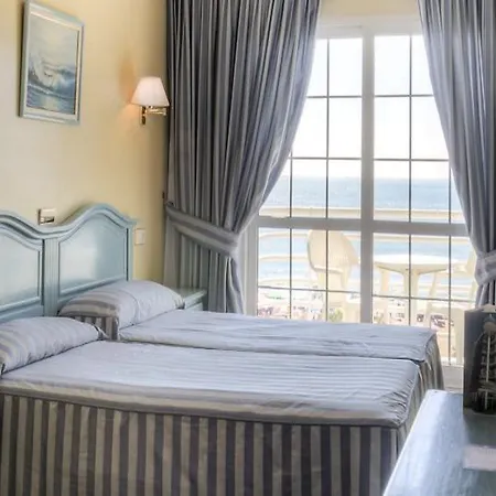 酒店 拉雷多别墅酒店 丰希罗拉