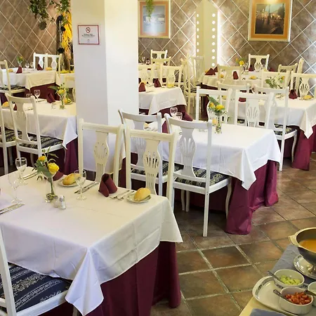 Hotell De Laredo