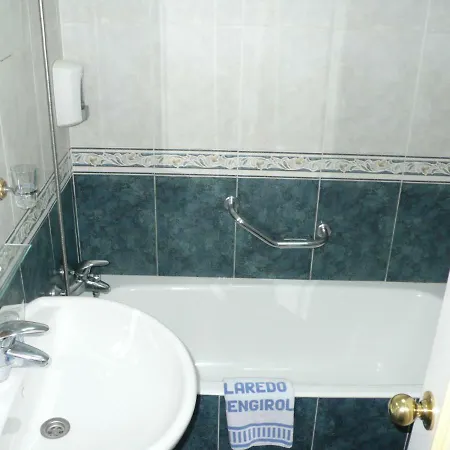 De Laredo Hotell 3*