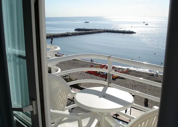 De Laredo Отель