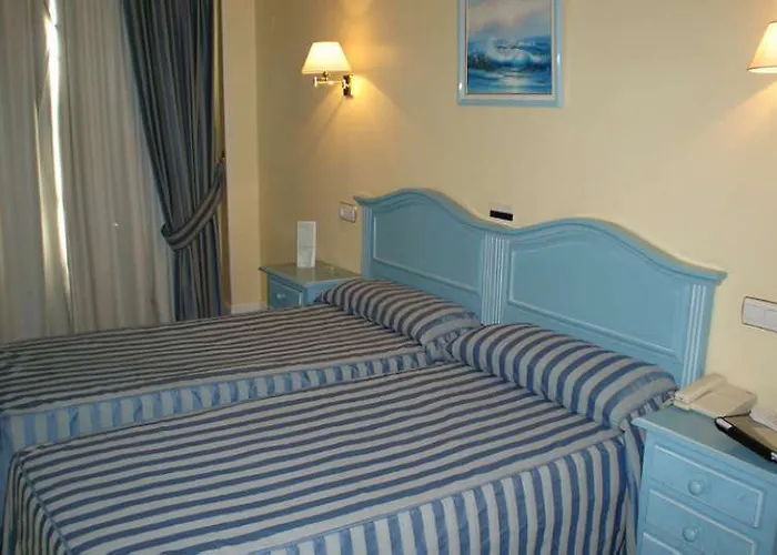 De Laredo Фуэнхирола